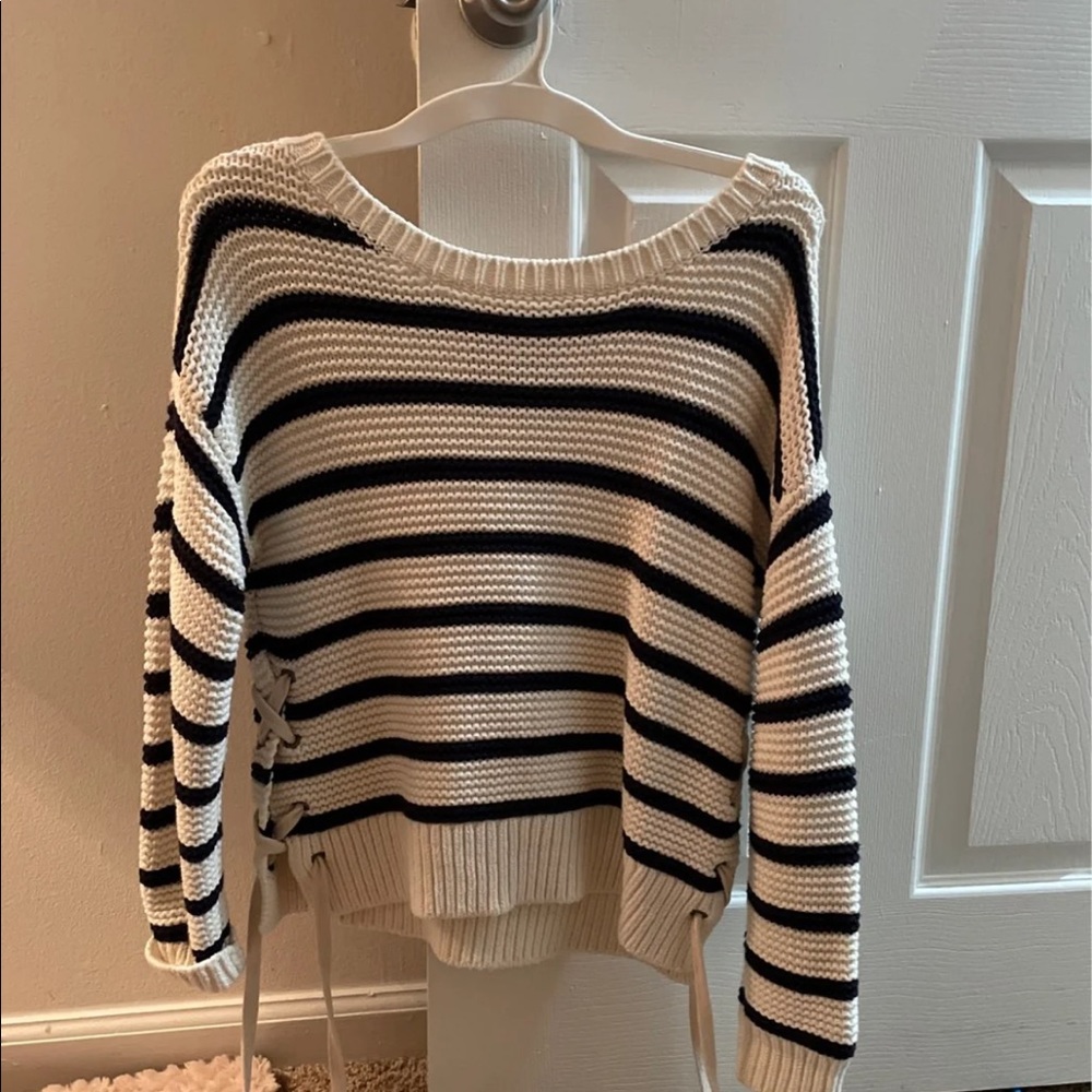 Abercrombie & Fitch Sweater